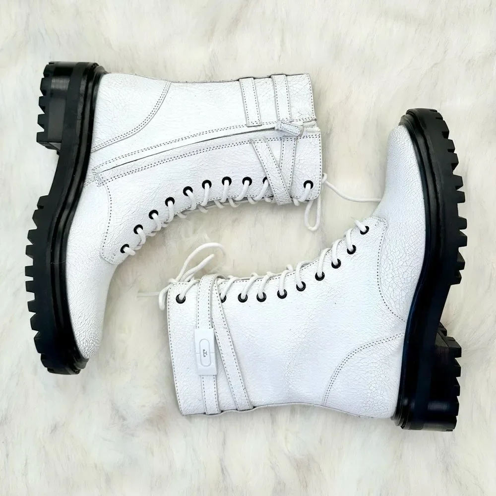 NWOB Tory Burch Women's T-Hardware Lace Up Combat Boots in White Crackle Size 8